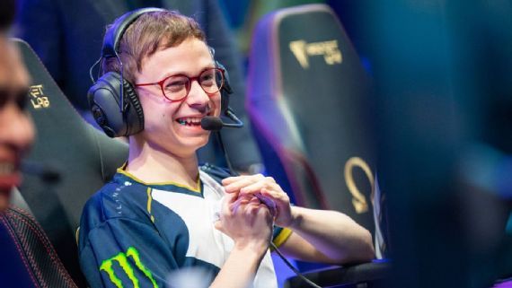 爱游戏官方入口-LGD血洗DFM，Jankos一己之力扛起全队