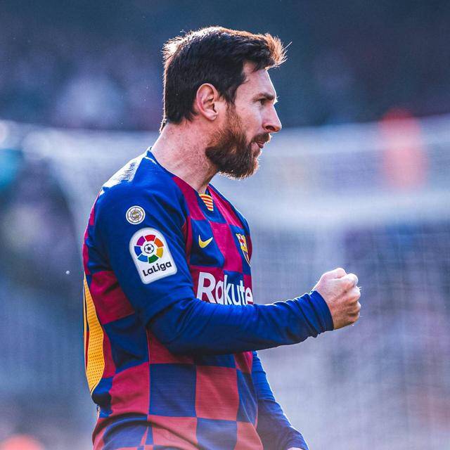 关于G2血洗IG，ShowMaker完成帽子戏法的信息