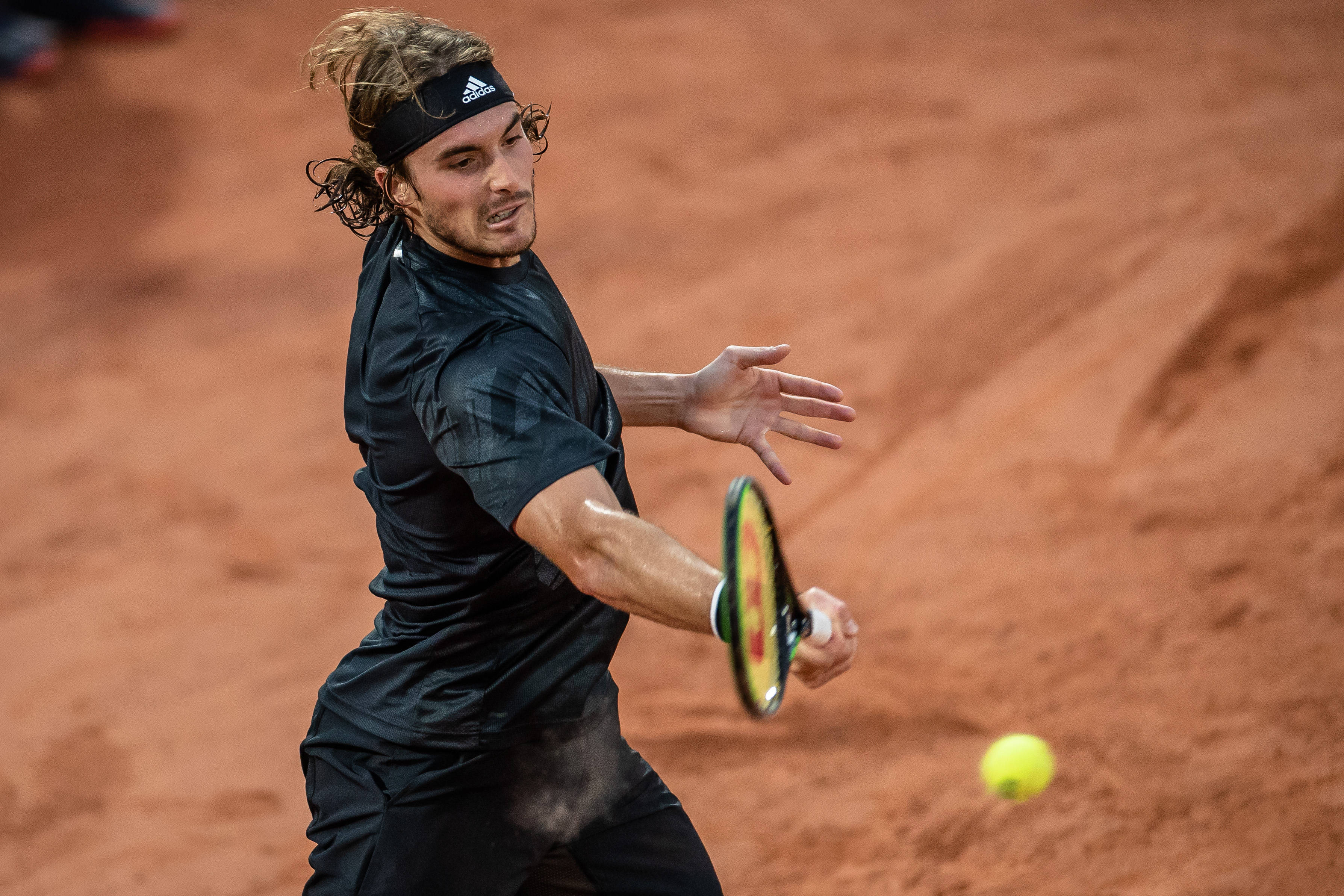 澳大利亚网球队绝杀西班牙网球队,西西帕斯惊艳世界 澳大利亚网球队绝杀西班牙网球队,西西帕斯惊艳世界