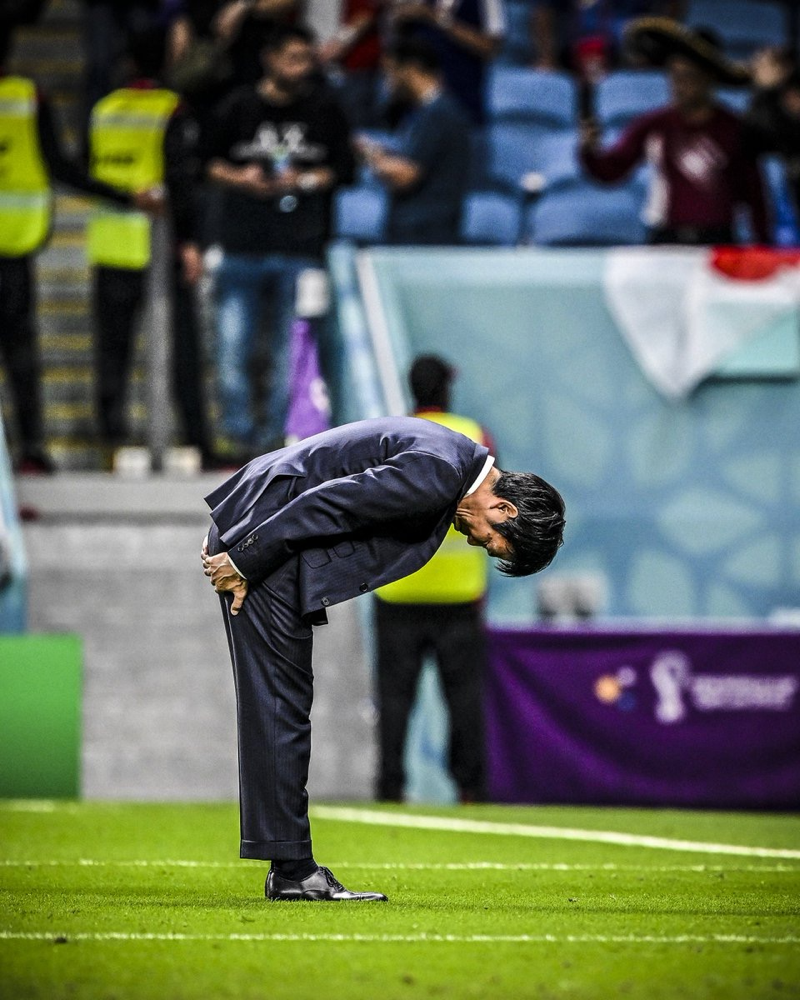 德国队横扫日本队，黄鸭组合点燃赛场