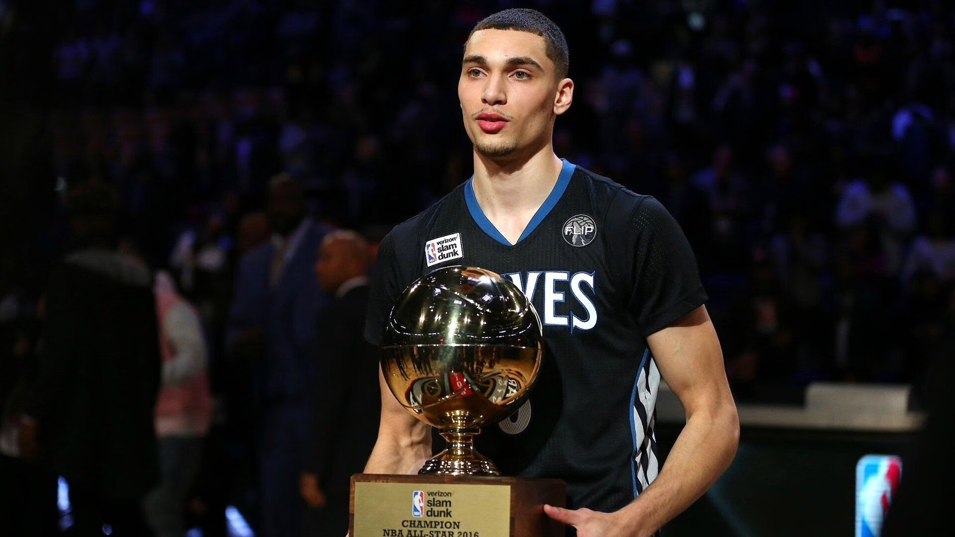 冷锋灼穿石油壁垒,迪马利亚式爆发如何让巴萨的连续得分成为对抗沙特模式的战术宣言