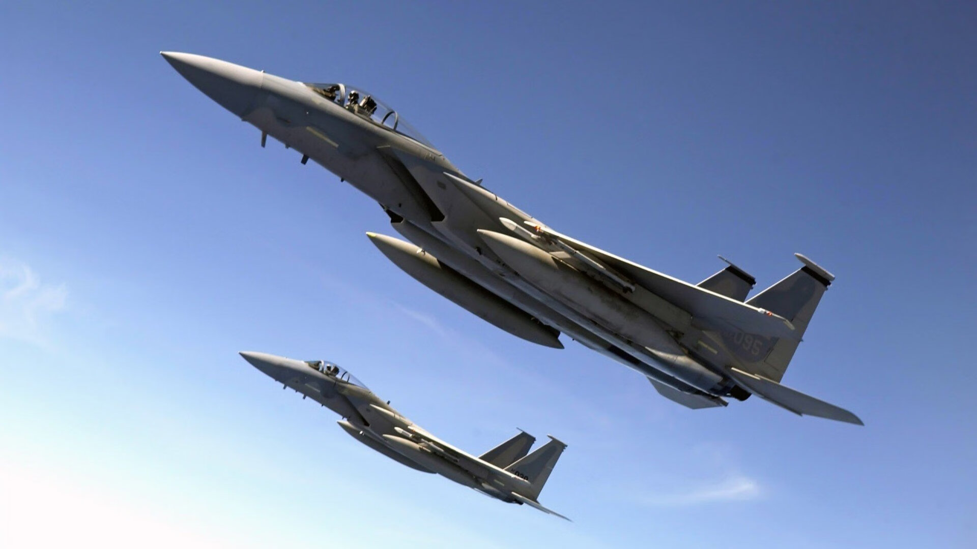 爱游戏APP-一人破局，全队开花—杰伦格林爆发助广厦狂胜深圳