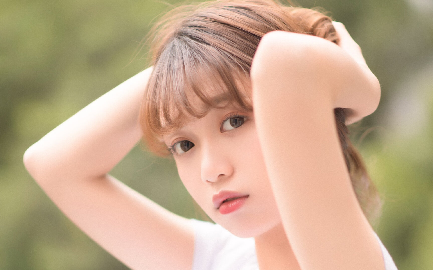 东亚风暴再袭欧陆，李刚仁破茧成蝶，贝蒂斯半场闪电击溃里昂