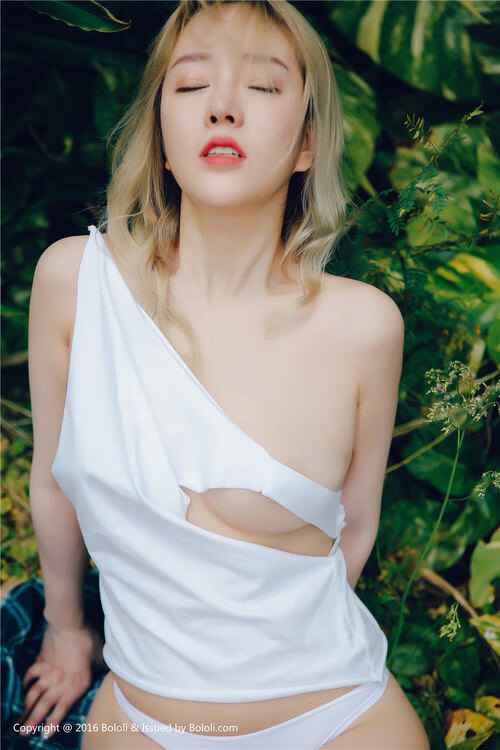 橙衣军团的黄昏,当厄瓜多尔的高原风暴碾压郁金香,吉鲁在D组写下不朽诗篇